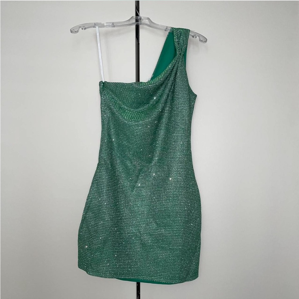Superdown Sparkling Emerald One-Shoulder Mini Dress